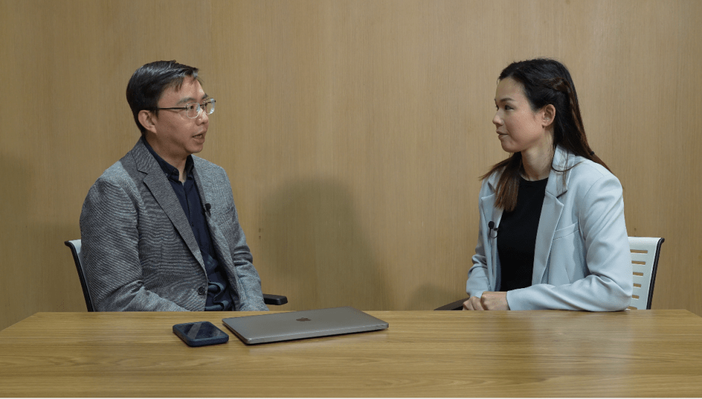 网络保安专家马裕杰表示，不要随便相信没有#号的手机短信，而应用程式下载平台投资APP亦不代表安全可靠。