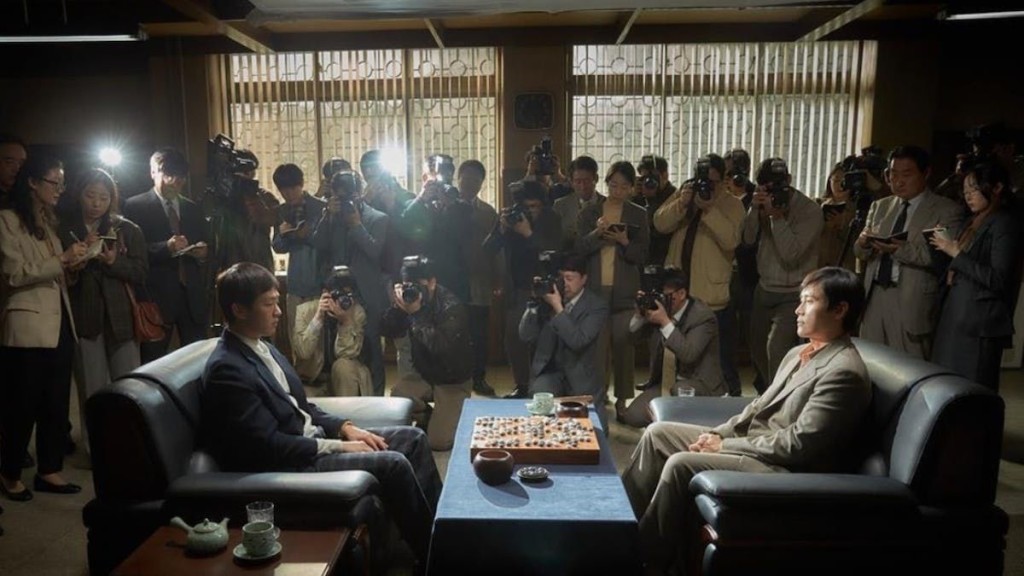 刘亚仁与李秉宪主演的《终极对弈》原定于3月上架，未知映期会否受影响。