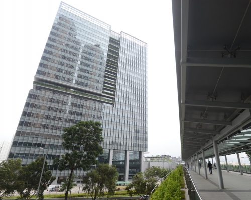 該名文職人員於工業貿易大樓四樓工作。資料圖片