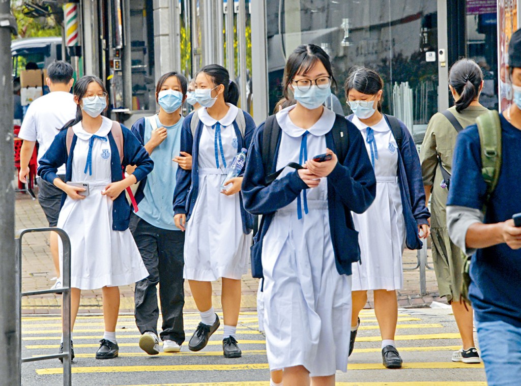 全港中学生流失严重，高中学生更为严重。