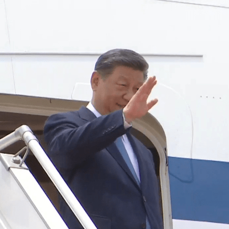習近平抵達金邊,對柬埔寨展開國事訪問。柬中時報 習近平抵達金邊,對柬埔寨展開國事訪問。柬中時報