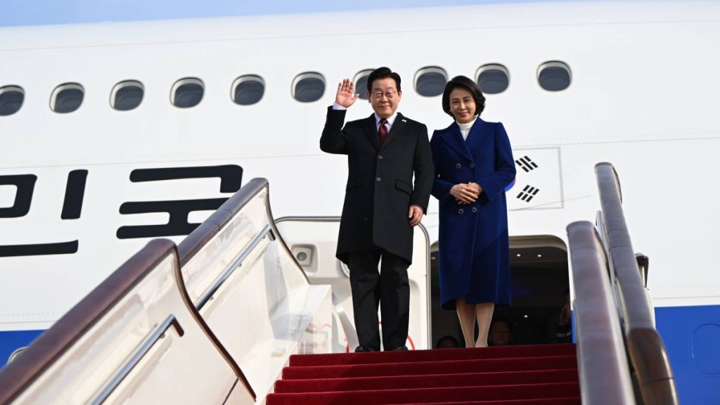 韓國總統李在明1月4日抵達中國，開展訪華行程。新華社