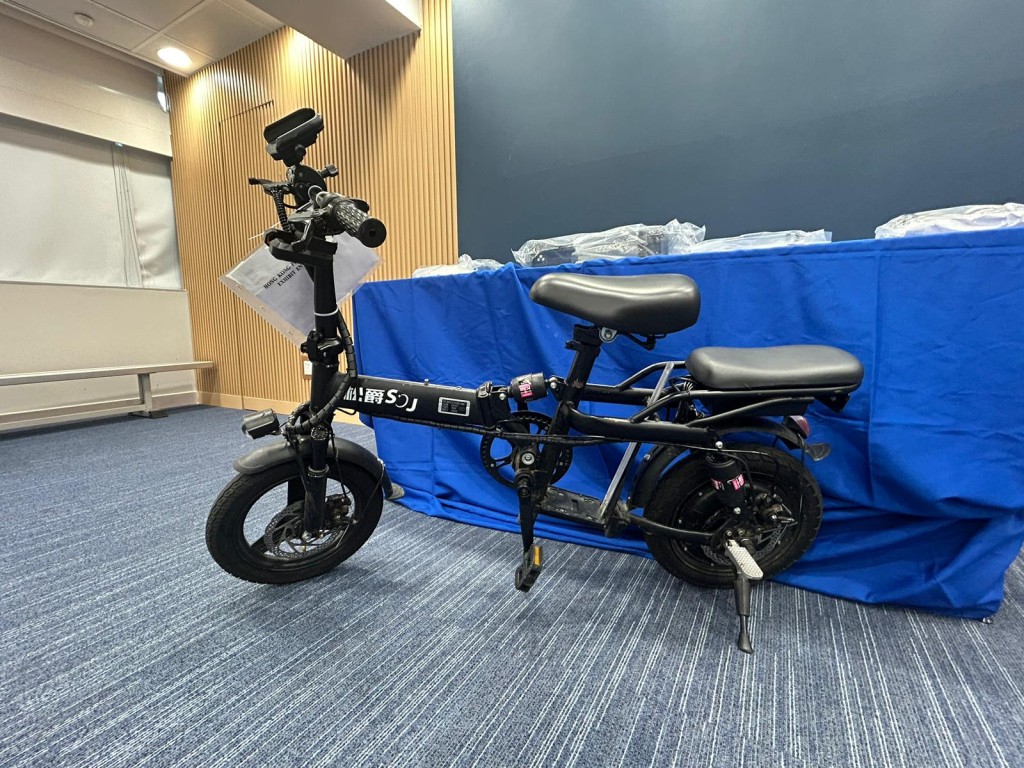 涉案電動單車已安排送往運輸署作進一步檢驗。曾志恒攝 涉案電動單車已安排送往運輸署作進一步檢驗。曾志恒攝