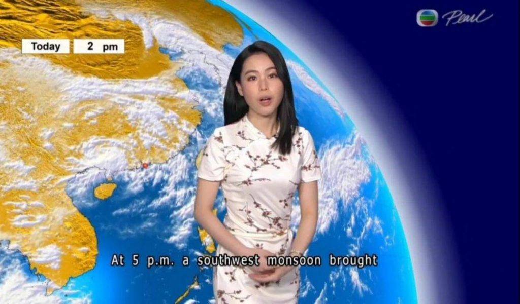 林婷婷曾穿旗袍報道天氣，引起網民熱烈討論。 ​  ​