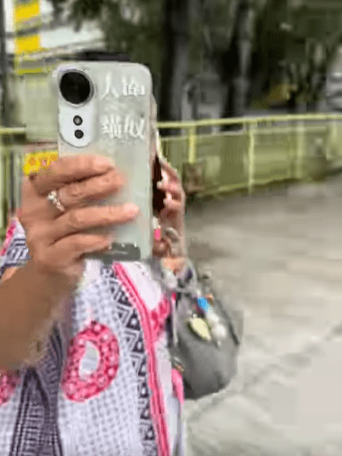 涉案婦人被網民形容為「大圍名物」。Threads：irenechuuuuuuuu