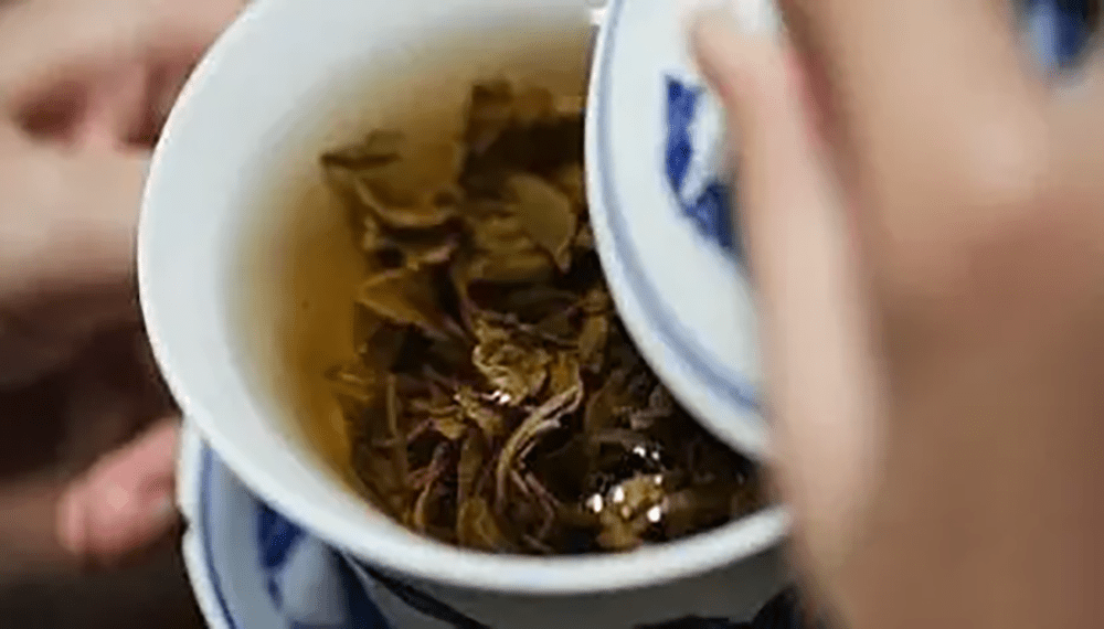皇帝的沖龍溝用的是濃茶，而且是非常好的茶。示意圖