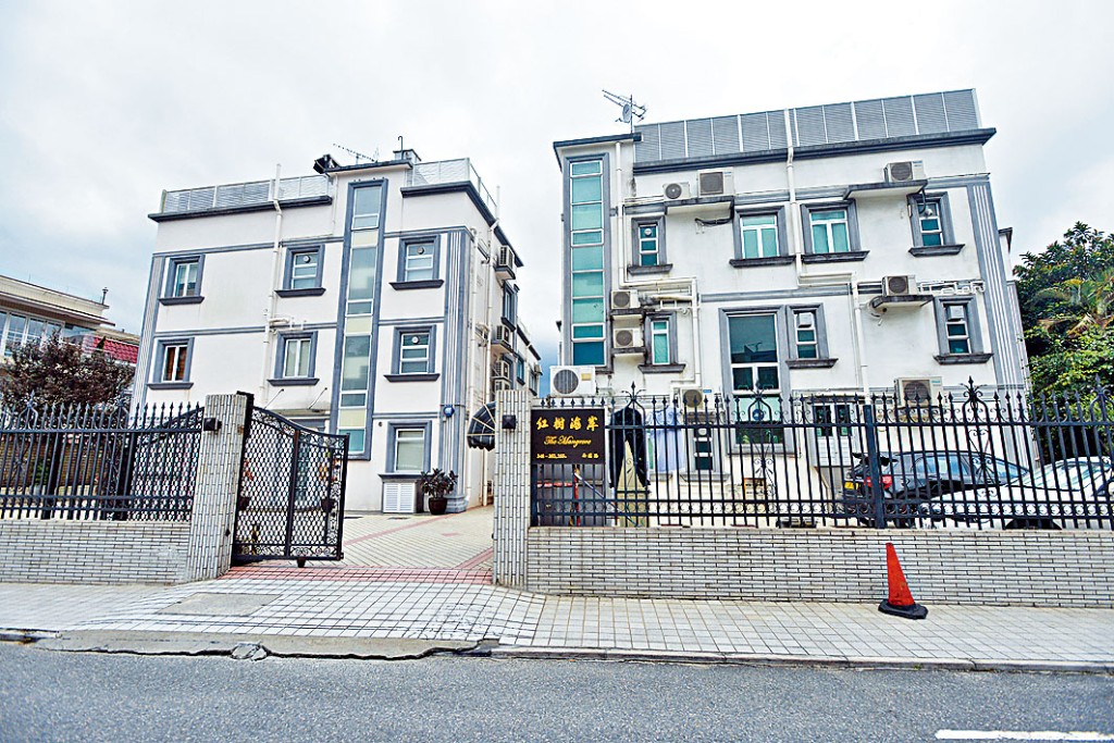 南圍村紅樹海岸相連全幢村屋，以5130萬成交。