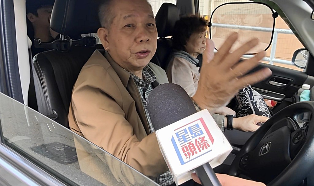 司機黃先生對新年期間全單加收額外10元:「覺得唔合理。」 司機黃先生對新年期間全單加收額外10元:「覺得唔合理。」