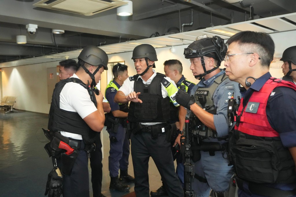 演習旨在提升警方應對恐襲及重大事故的能力。警方FB 演習旨在提升警方應對恐襲及重大事故的能力。警方FB