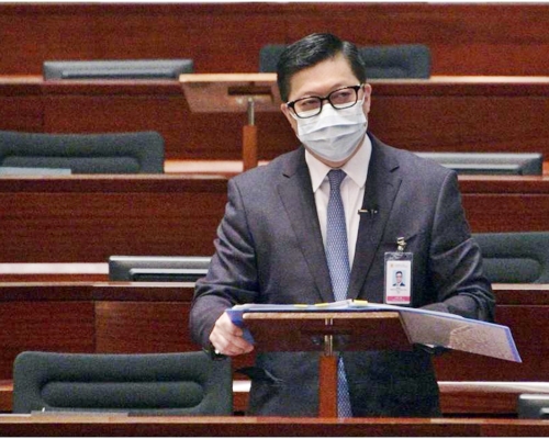 鄧炳強指修例是要讓公眾明白，不應作出偷拍等卑劣行為。
