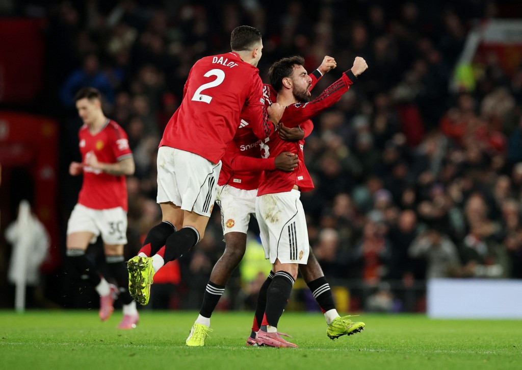 根夏為曼聯射為4:3。路透社