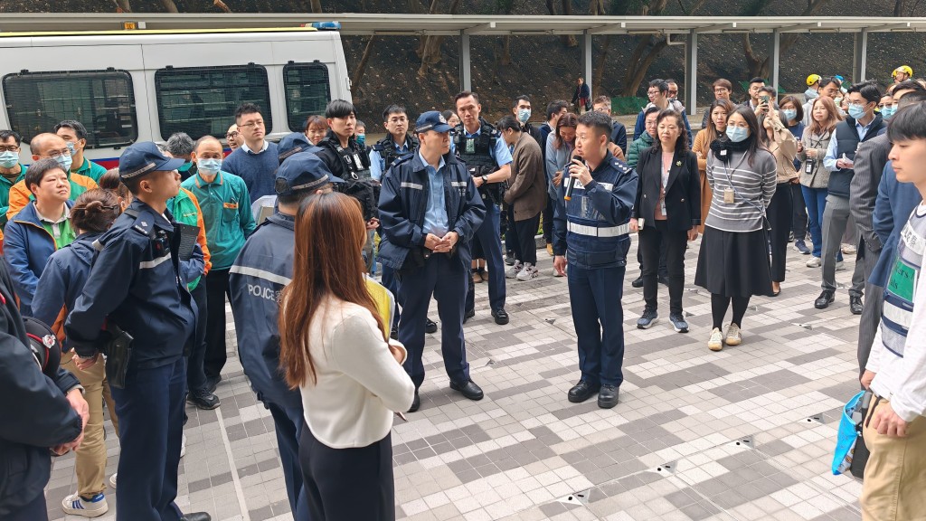 大嶼山警區進行跨部門演習。