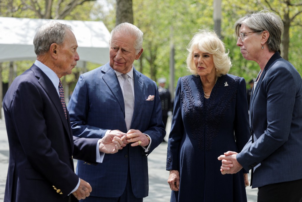 英王访纽约911遗址悼念，参观了位于美国纽约市的911纪念馆。 路透社