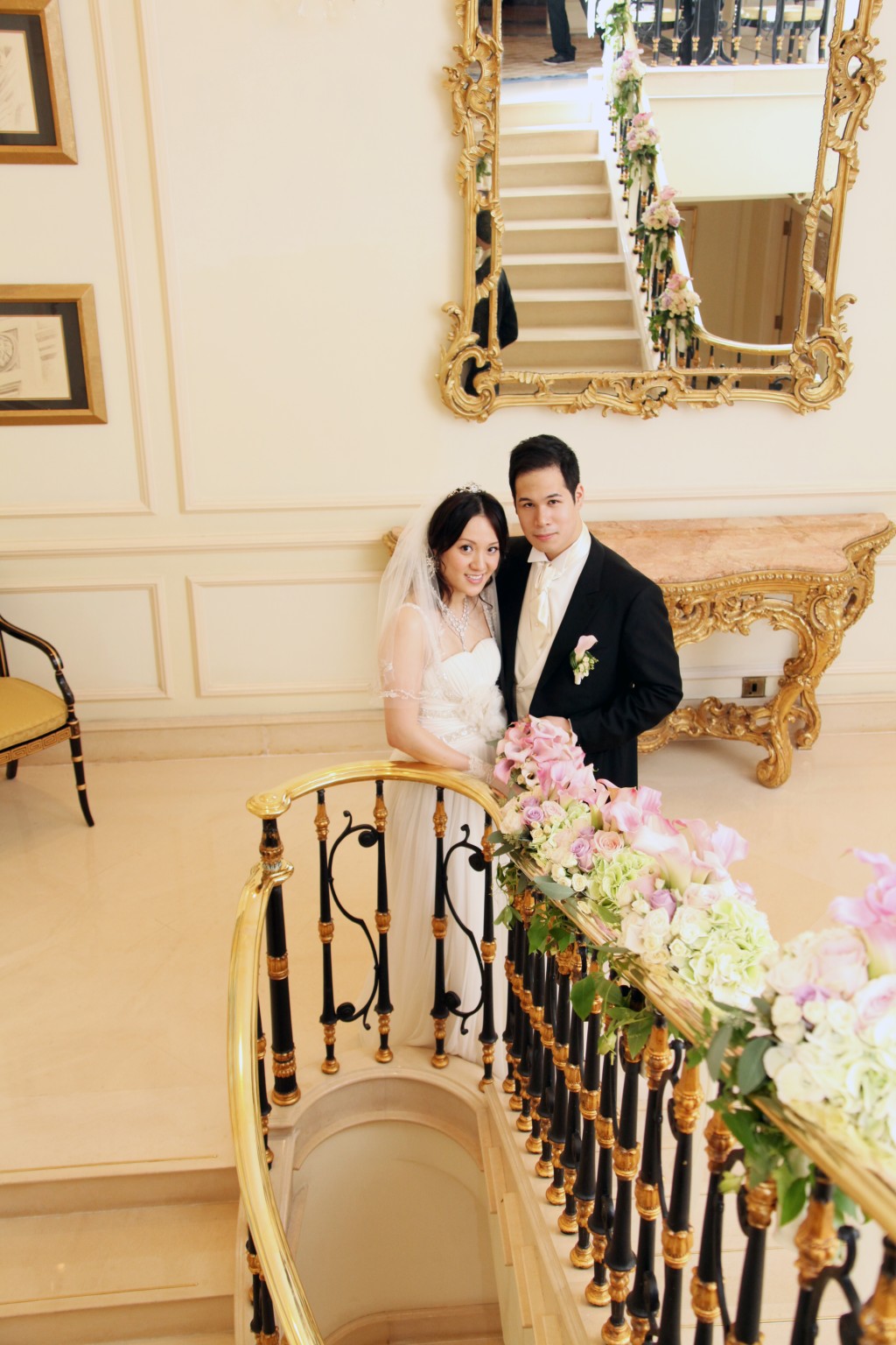 周國豐與太太在英國留學認識，於2009年結婚。