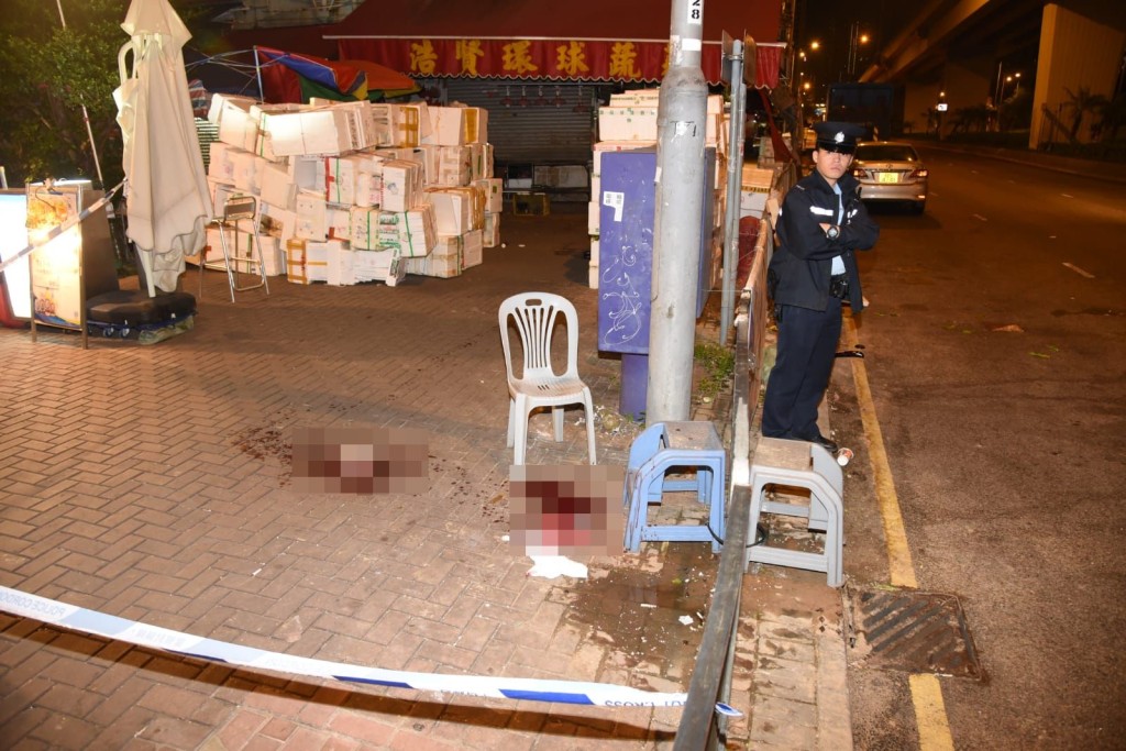 現場遺下血路。