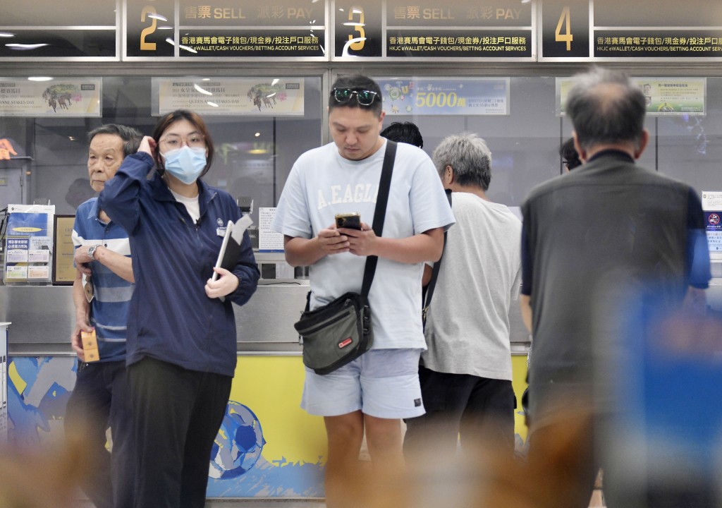 过往50期，最多搅出的号目是24及28。资料图片