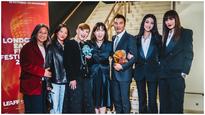  吳君如與張天賦（MC）領銜主演的《我談的那場戀愛》，奪得倫敦東亞電影節最佳影片。