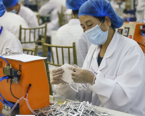 今日起出口的非醫用口罩皆要符合中國質量標準或國外質量標準。新華社
