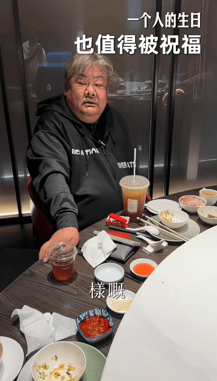 林雪昨日62歲生日。