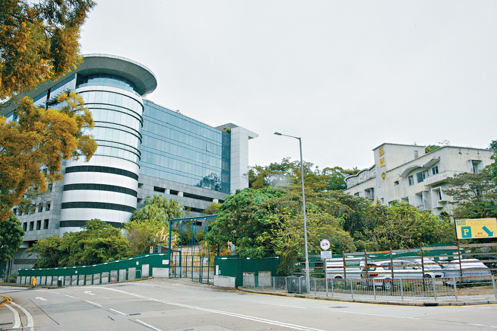 復星國際等發展的西貢清水灣前邵氏片場活化及重建計劃，以21.8億元完成補地價程序，為年內最貴價項目。