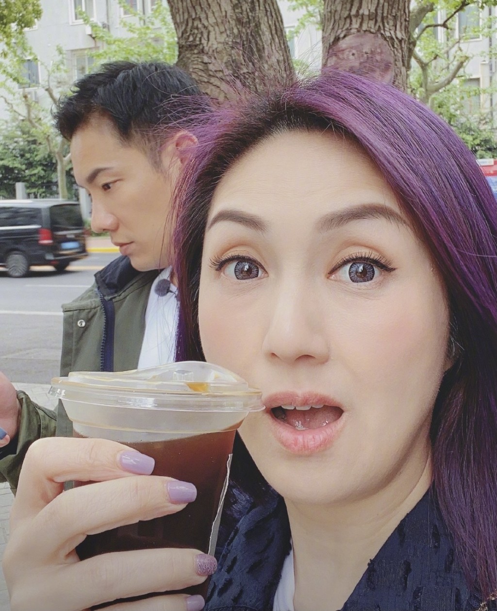 楊千嬅和阿Lam同屬前輩組。