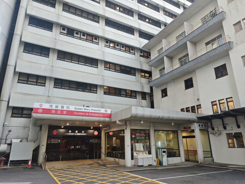 Jack直指，對於普羅大眾，若非「快死了」，單靠公立醫療「效率就不太高」，亦是近年很多港人選擇北上看病的原因之一。