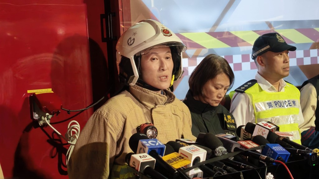 消防當局指，這類發泡膠板易燃性極高，一旦受熱可令火勢急速蔓延，情況顯然並不尋常。黎志偉攝