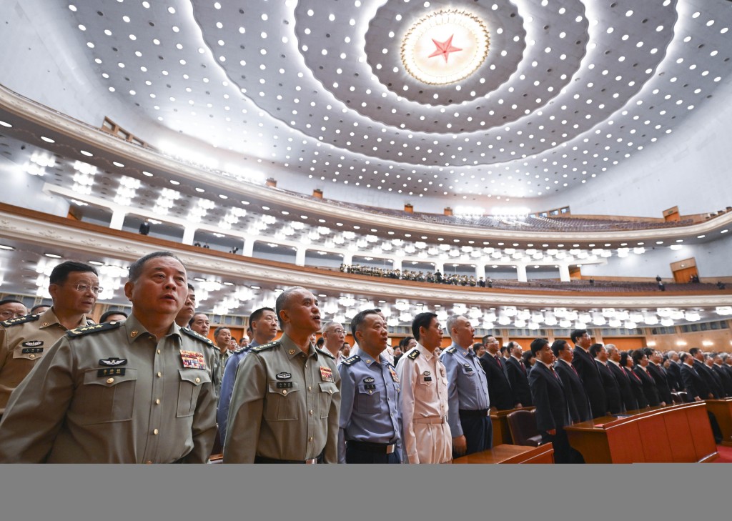 中共中央、全国人大常委会昨晨举行庆祝全国人民代表大会成立70周年大会。新华社