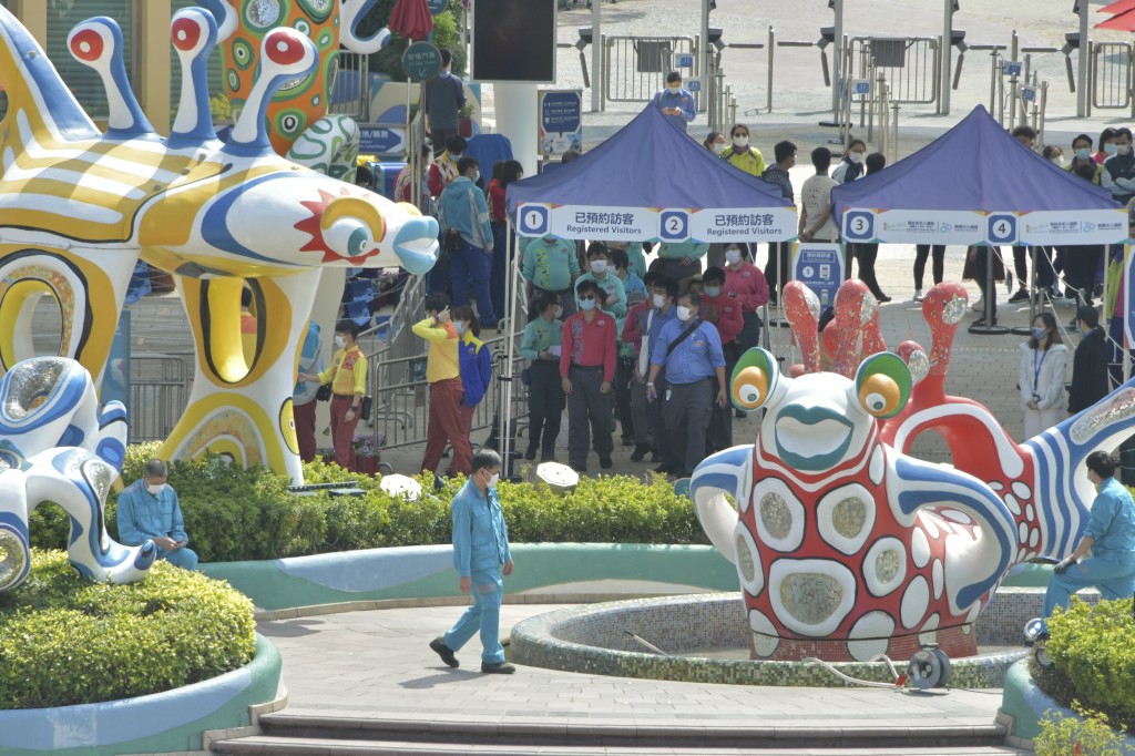 海洋公園得到政府撥款救命後，管理層承諾會加速公園轉型。