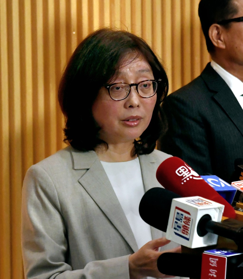 甯漢豪不認同林哲玄的意見,認為業界有個別害群之馬。何健勇攝 甯漢豪不認同林哲玄的意見,認為業界有個別害群之馬。何健勇攝