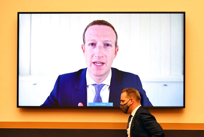 Facebook CEO朱克伯克在國會指控中國竊取美國企業資料。(AP圖片)