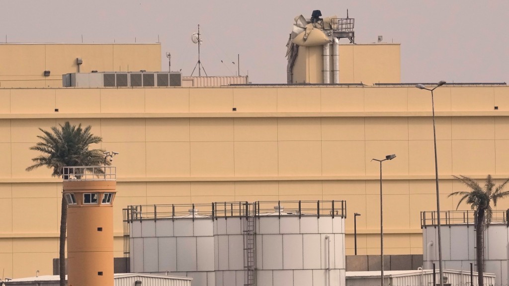 美国大使馆位于巴格达底格里斯河对岸。 美联社