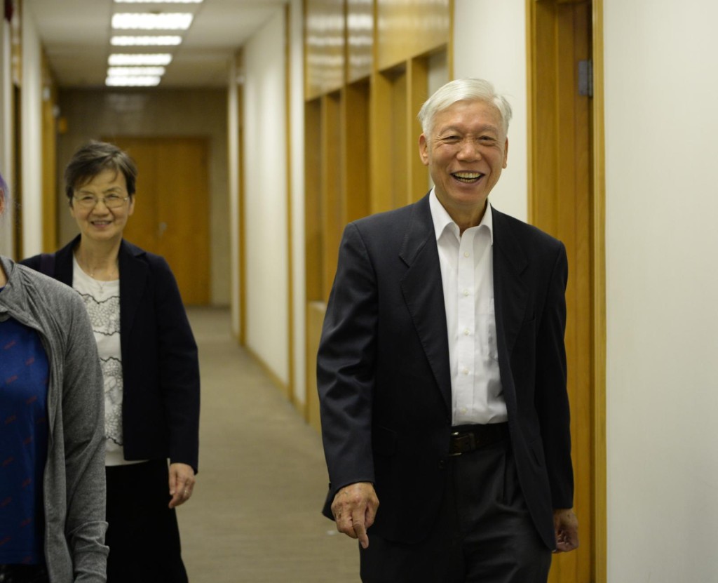 朱耀明是案件9名被告中，唯一一人獲判緩刑。