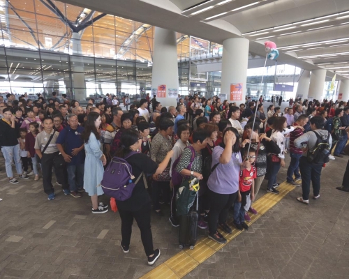 下午陸續有內地團抵達本港。