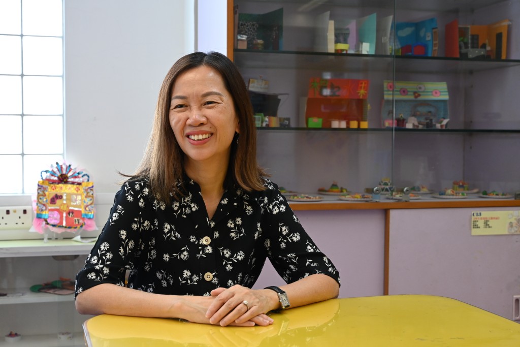 救恩學校（小學部）時任校長陳梁淑貞（資料圖片）