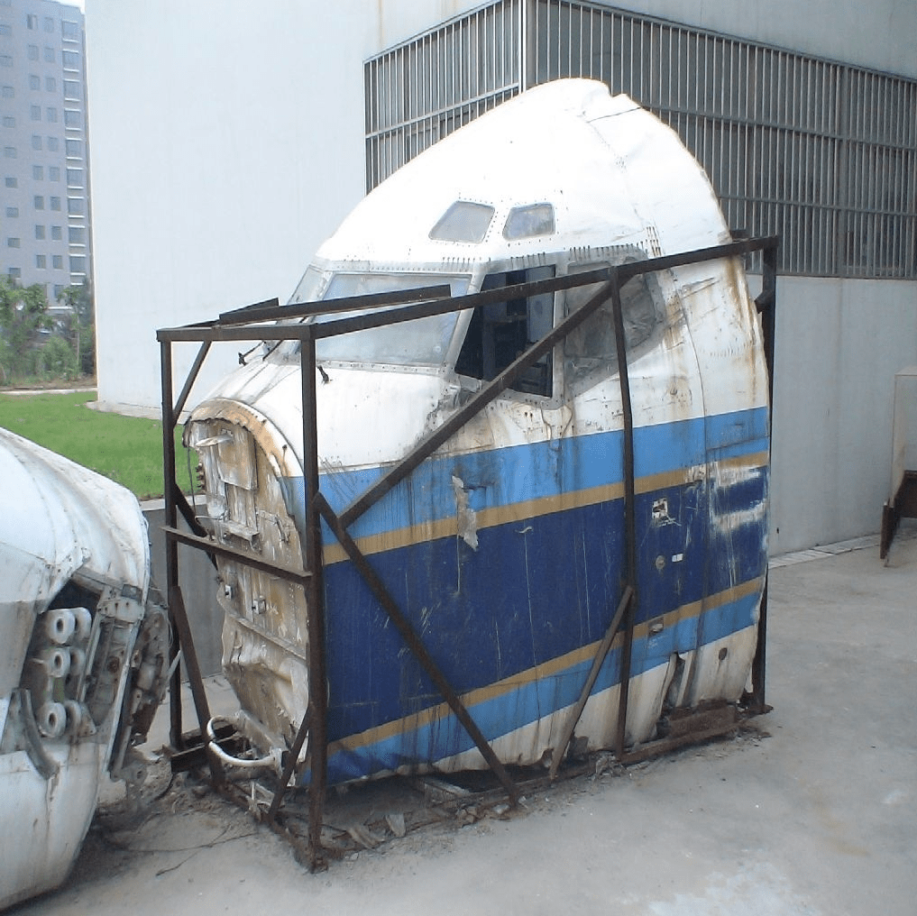 97南航空難釀35死,深圳機場唯一致死空難,降落失事人為所致。 97南航空難釀35死,深圳機場唯一致死空難,降落失事人為所致。