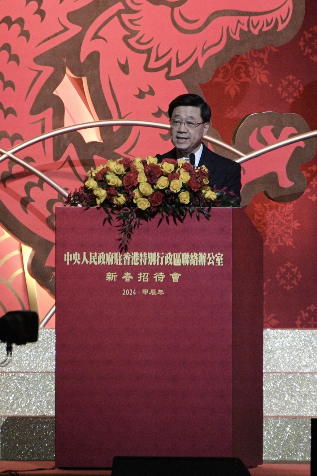 李家超指特区政府将在龙年完成三项任务。陈浩元摄