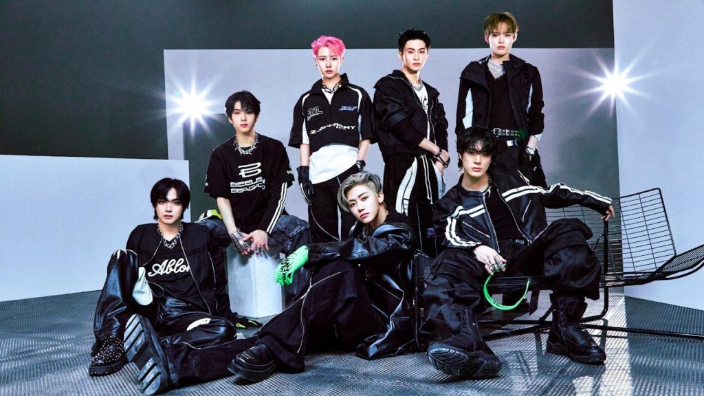 Mark（右三）離開後，NCT Dream則改為6人活動。