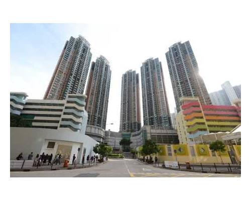 用家趁旺入市，意头价968万承接碧海蓝天2房户。