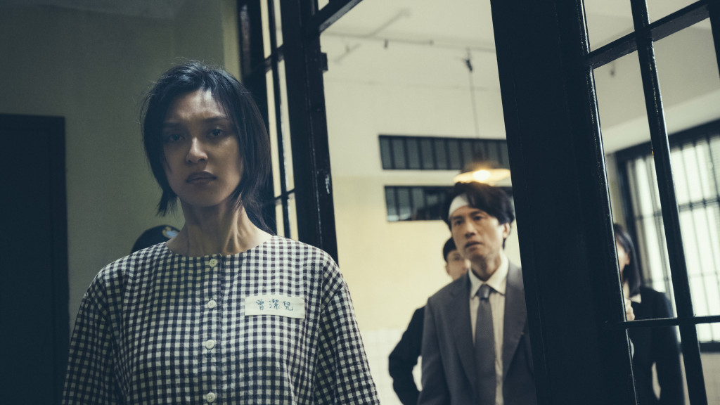 黃子華在戲中為王丹妮的代表律師。