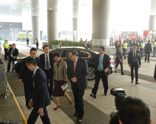 立法會今日首讀備受爭議的《逃犯條例》修訂。