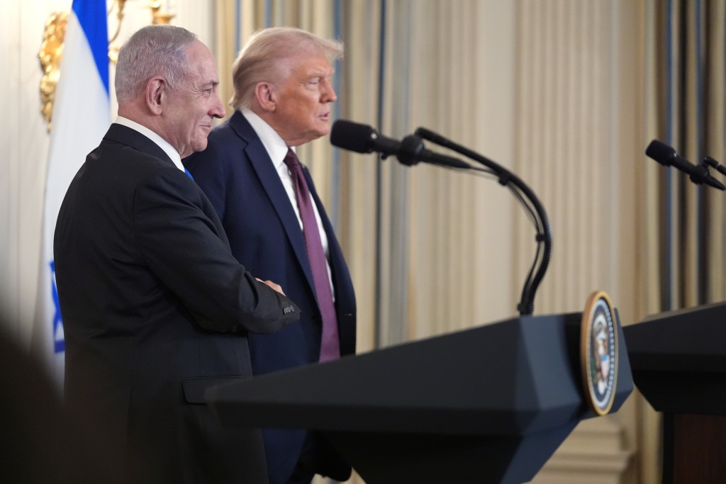 特朗普呼籲以色列總統赦免內塔尼亞胡。美聯社 特朗普呼籲以色列總統赦免內塔尼亞胡。美聯社