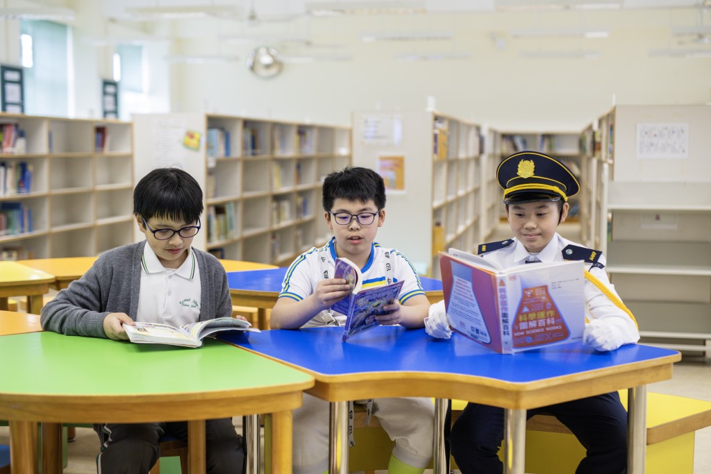 妟謙就讀小四,卓彥就讀小五,志傑則是小六學生。(圖片來源:《親子王》) 妟謙就讀小四,卓彥就讀小五,志傑則是小六學生。(圖片來源:《親子王》)