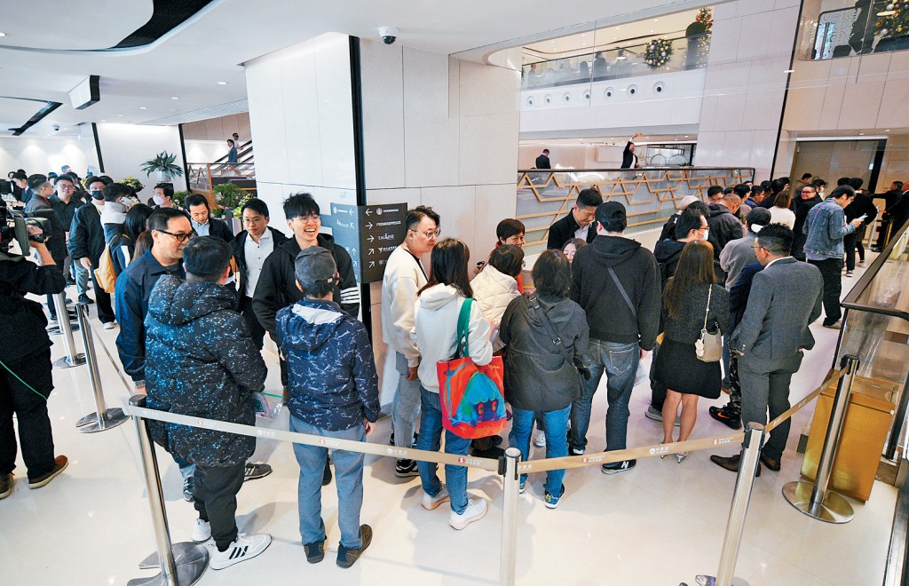 新盤本月銷售成績不俗，本月首28日錄得逾1700宗成交。