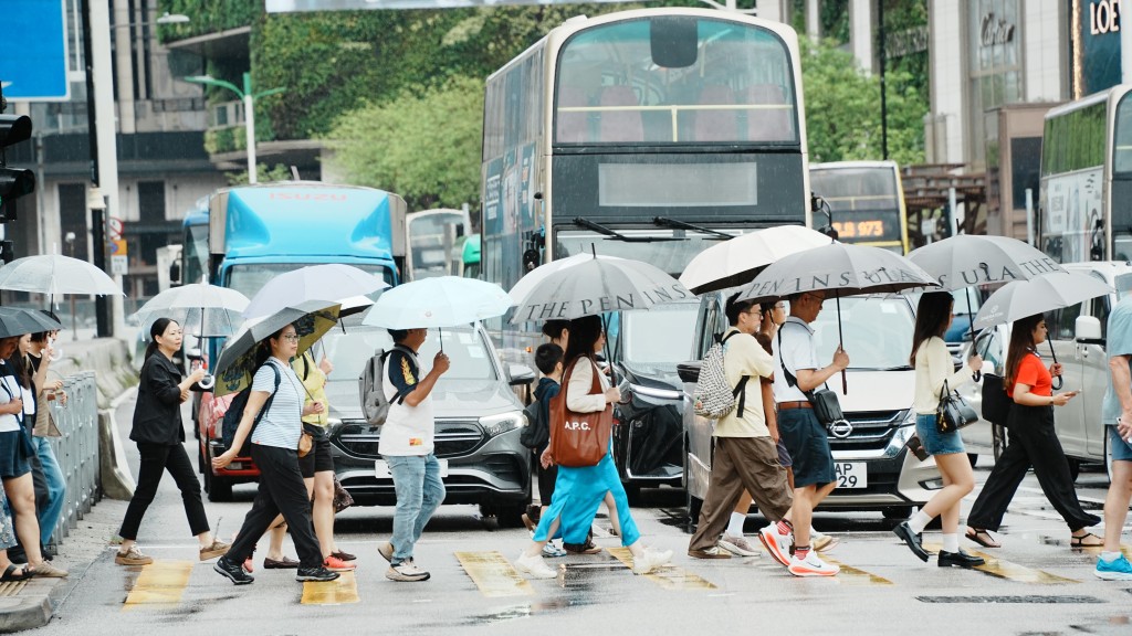 天氣｜冷鋒明日殺到！ 5.4最低氣溫21℃ 一夜跌8℃ 下周四起連落4日雨