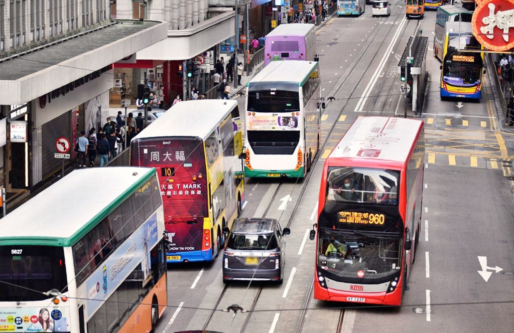 行政會議召集人葉劉淑儀批評，各巴士公司要求的加價幅度「官民共憤」。（資料圖片）