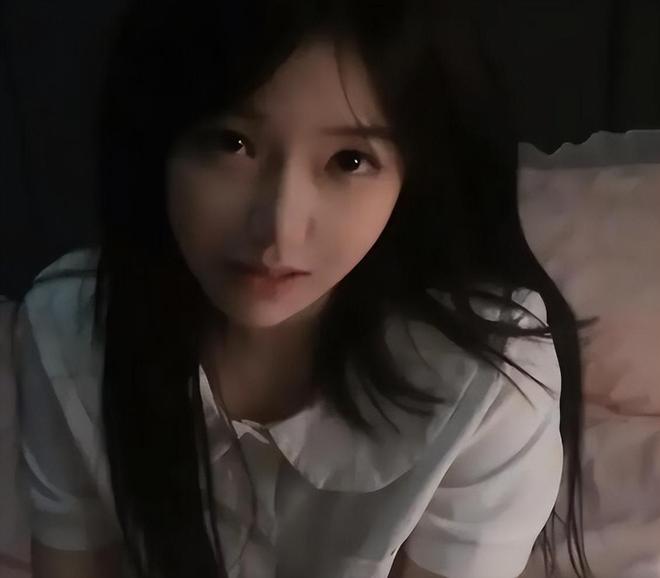 18歲女網紅傳出自殺消息,12日下午遭警方否認。微博@是小念噢 18歲女網紅傳出自殺消息,12日下午遭警方否認。微博@是小念噢