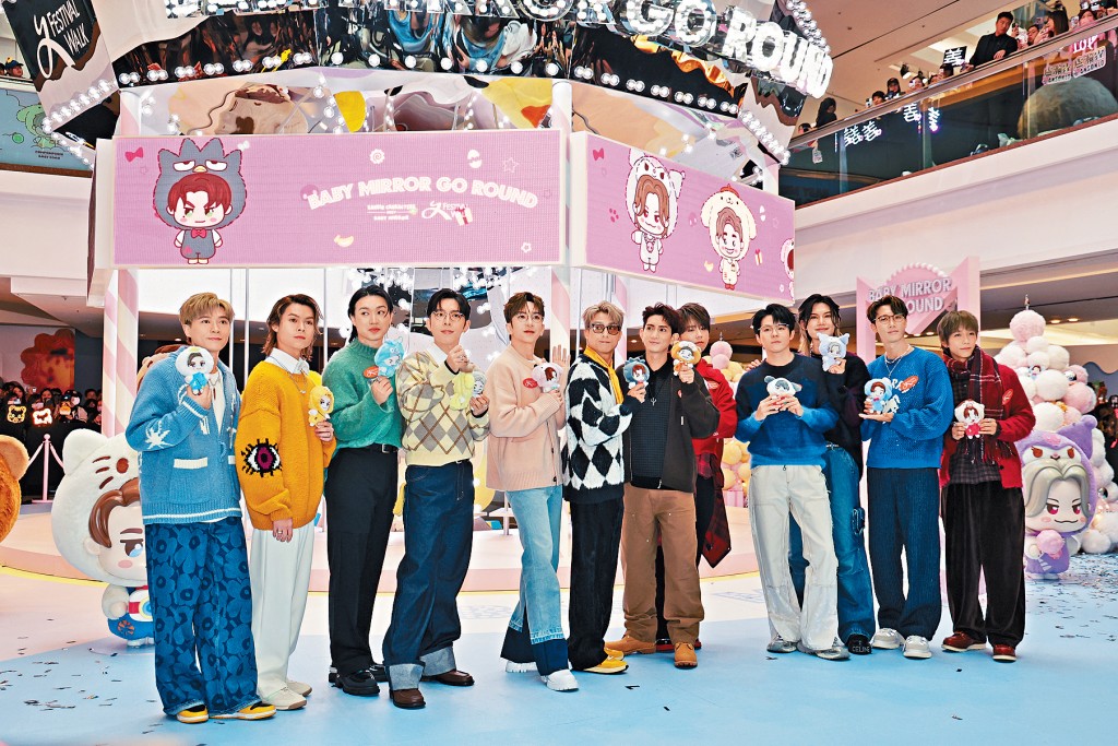 MIRROR指最近忙於為MAMA的舞台做準備。