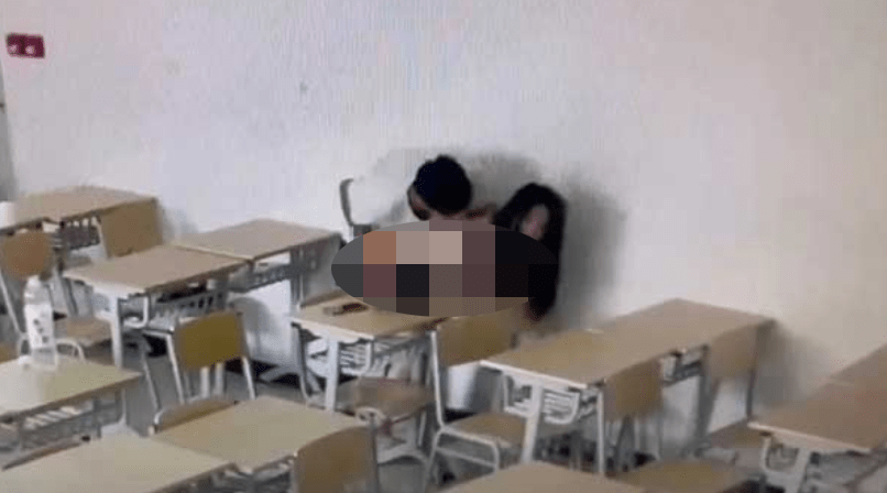 小情侶在課室激戰，畫面傳來同學的笑聲。