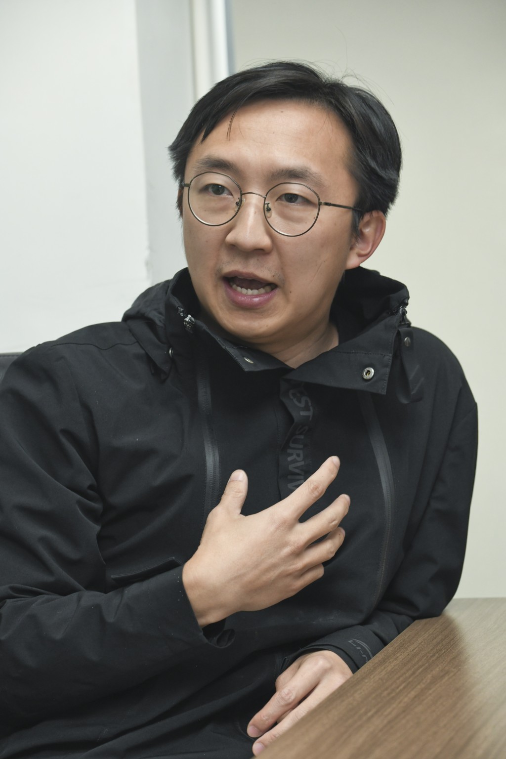 裝修學院校長鄧世民。 裝修學院校長鄧世民。